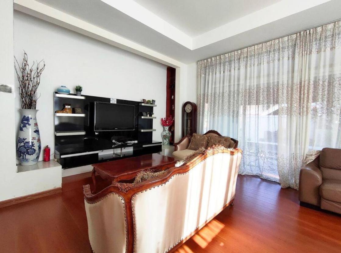 Villa 25 Guests Batu Feringhi Miami Miami